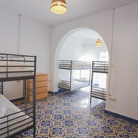 Barbatuke Bed & Bike Hostel Malaga Exterior photo