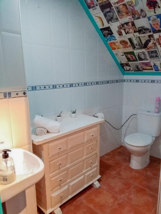 Barbatuke Bed & Bike Hostel Malaga Exterior photo