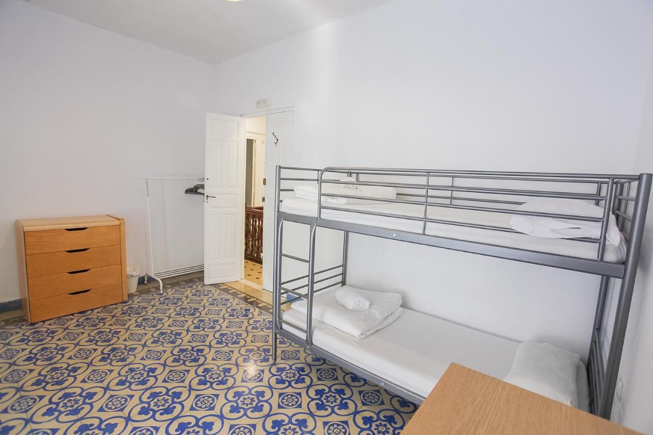 Barbatuke Bed & Bike Hostel Malaga Exterior photo